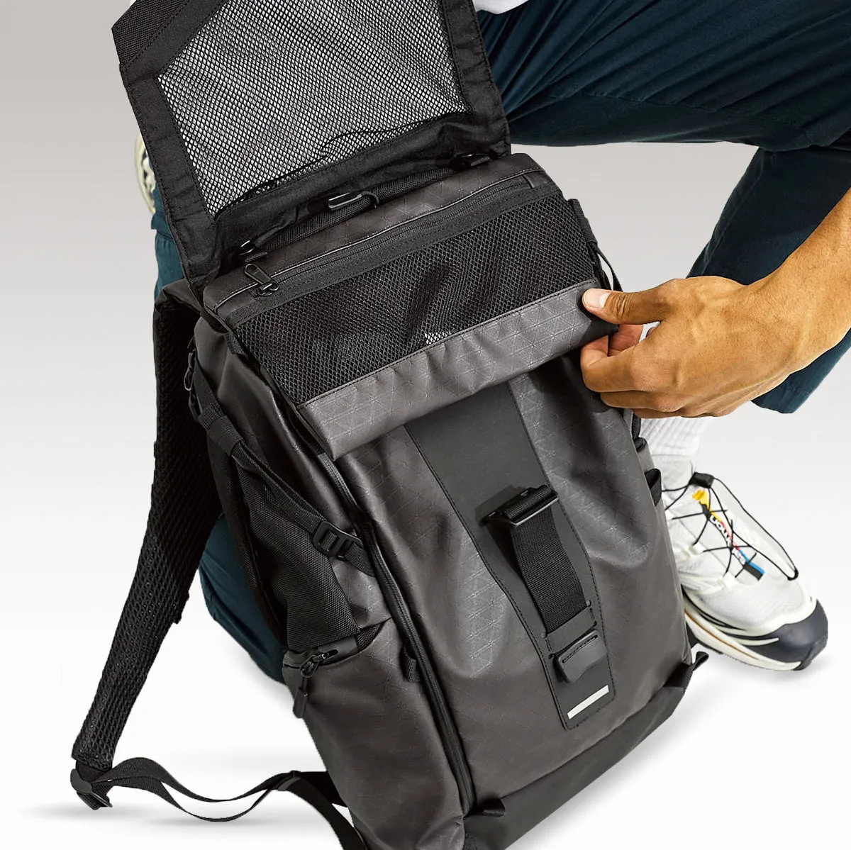 Crossbody Travel Pouch | RIKR