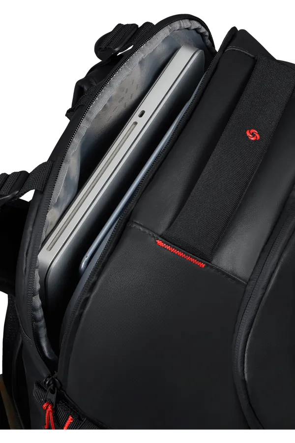 ECODIVER Travel Backpack M - Black