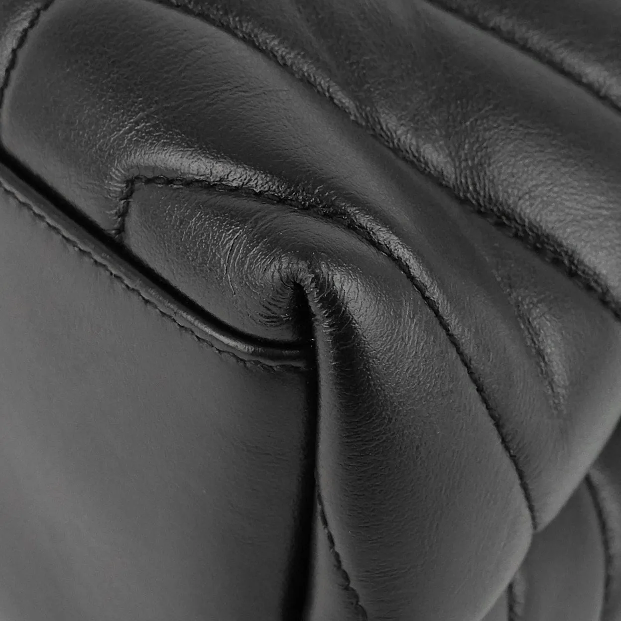 Loulou Medium Calfskin Shoulder Bag